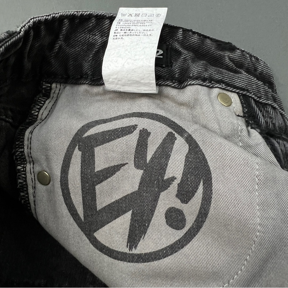 NEW Eyty’s Slim Jeans - Picture 16 of 16